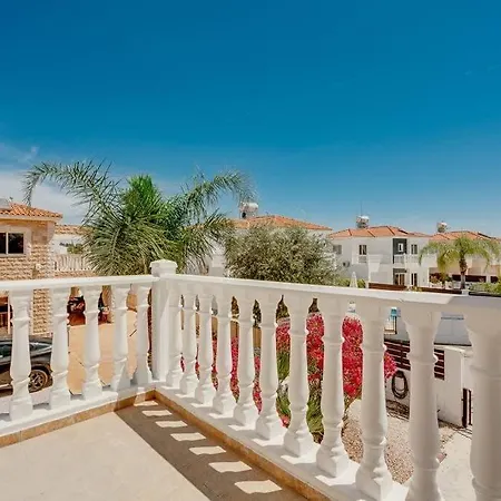 Croeso * Ayia Napa