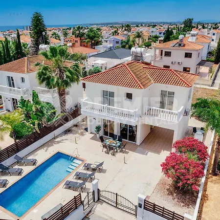 Croeso Ayia Napa