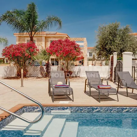 Villa Croeso Ayia Napa
